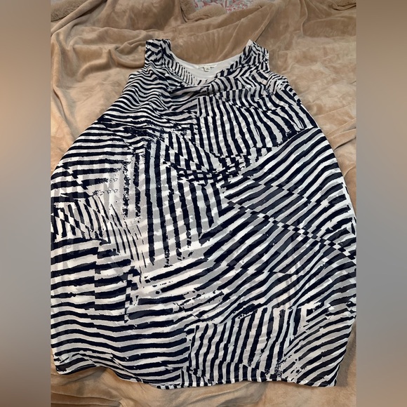 Banana Republic Dresses & Skirts - Banana Republic Monochrome Striped Dress 6
